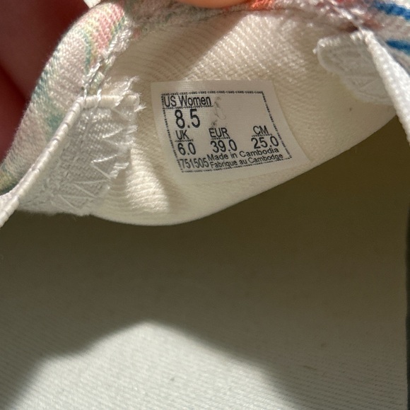 Vans - Picture 5 of 5